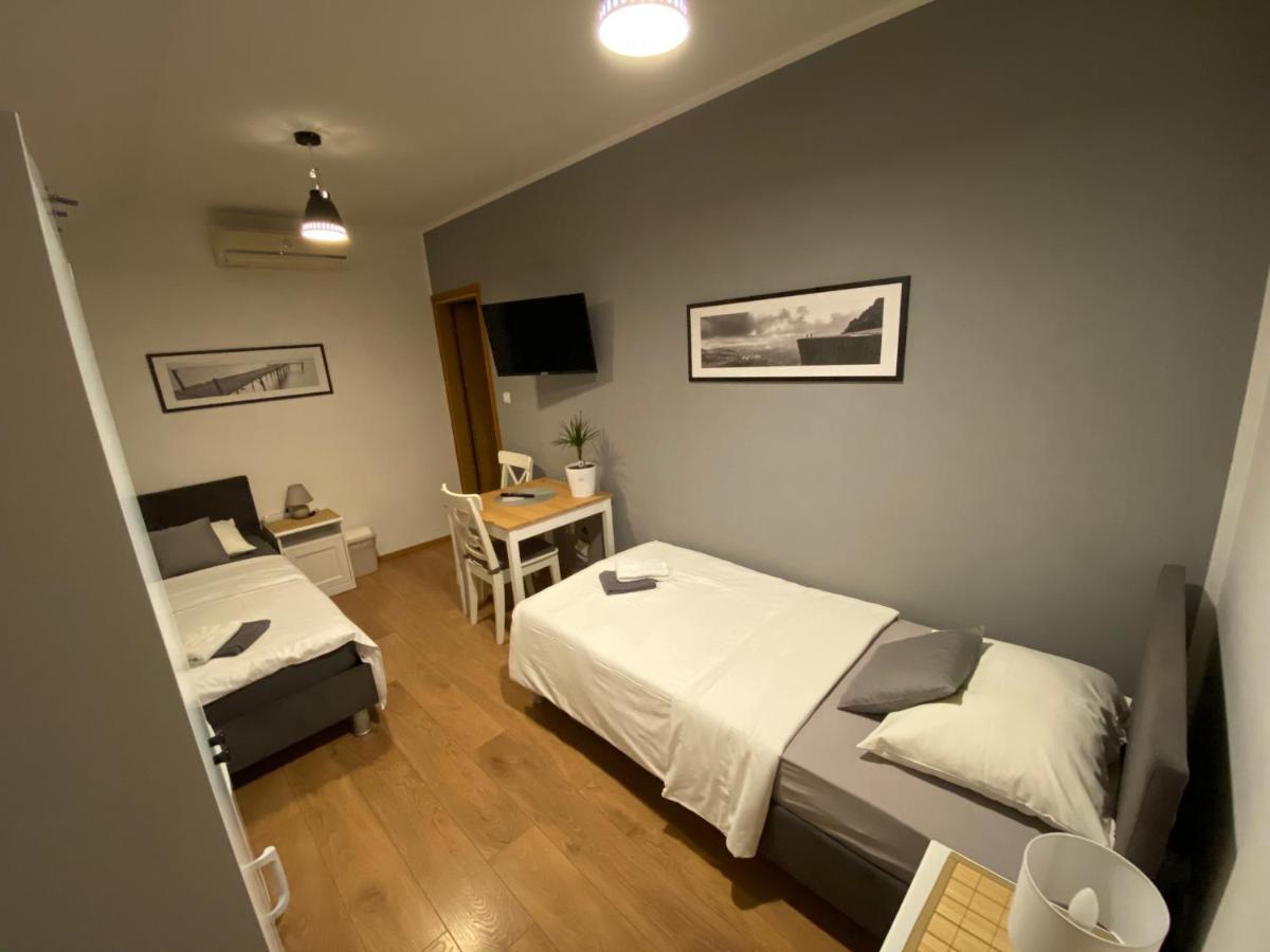 Guest House Lucija Buzin Buitenkant foto