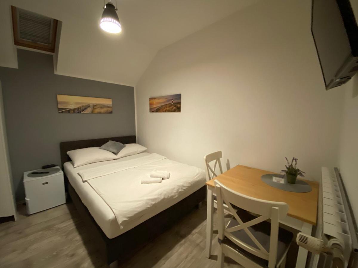 Guest House Lucija Buzin Buitenkant foto